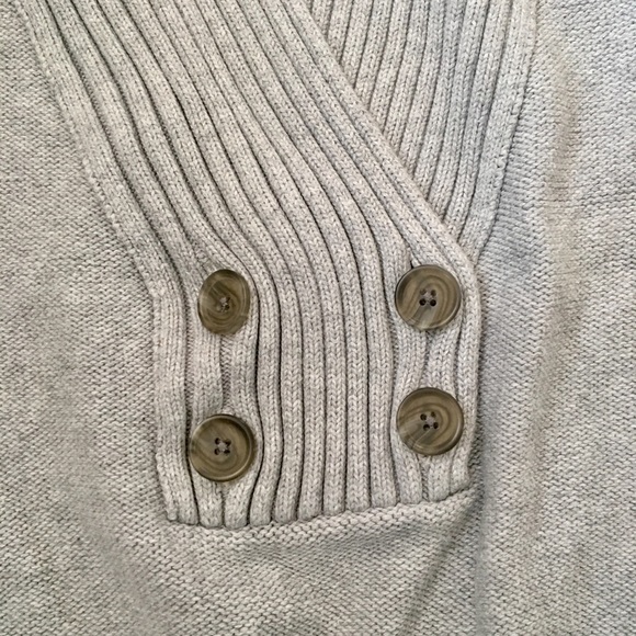 Banana Republic XS Sweater Top - Picture 5 of 7